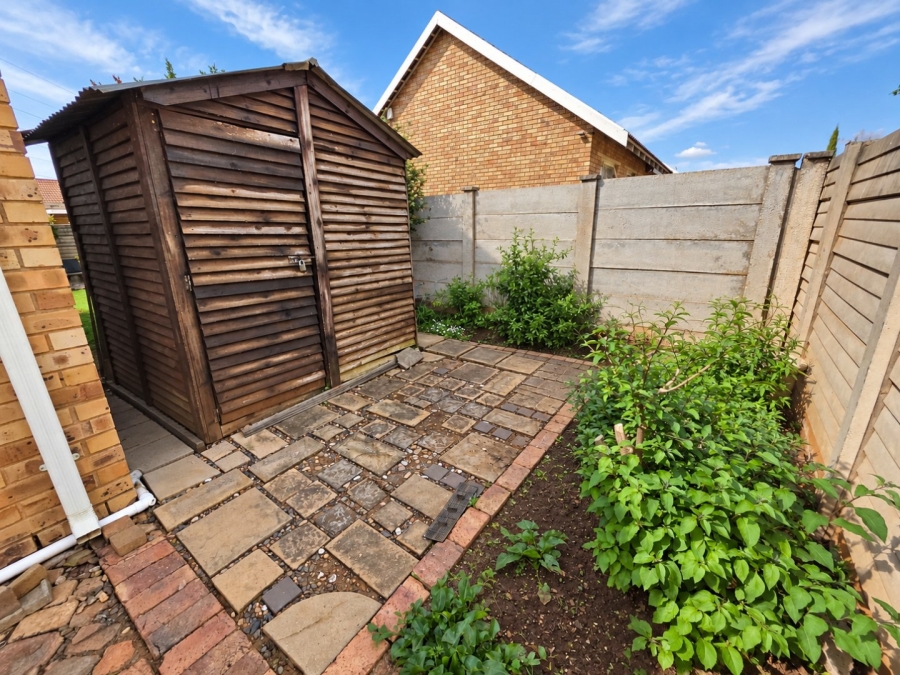 2 Bedroom Property for Sale in Spitskop SH Free State